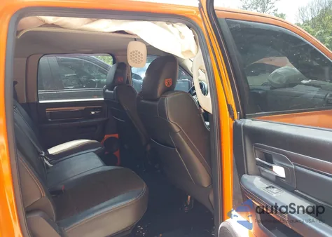 2015 Ram 1500 Sport z USA, uszkodzony, nr VIN 1C6RR7MT9FS701828